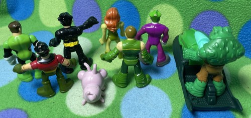 Imaginext DC Comics 8 Fig LOT Croc+jetski Mutant Moth Robin Green  Lantern Loose - Foto 3 di 3