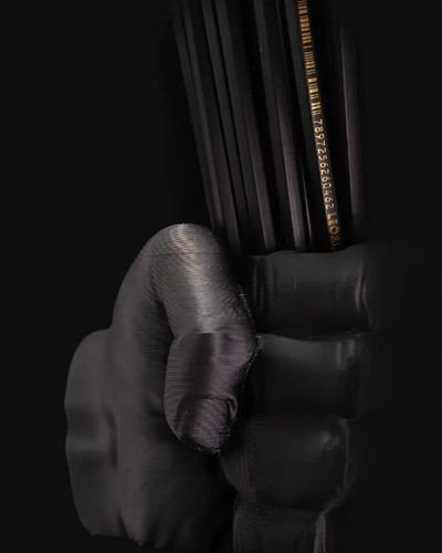 Hang on Tight Pencil Holder - Picture 4 of 4