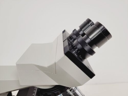Microscopio binocular Kyowa Medilux-12 con 4 objetivos de laboratorio - Imagen 12 de 24
