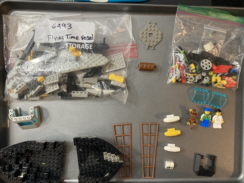 LEGO: Flying Time Vessel: 6493 - Picture 5 of 8