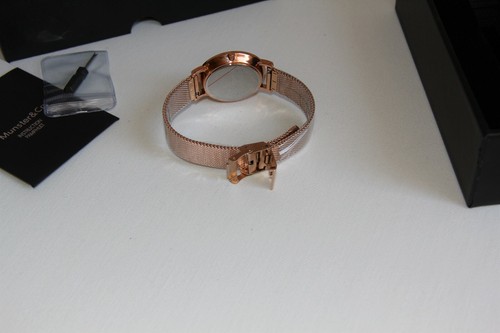 New in Box Munster & Co. Women’s Santorini Rose Gold Mesh Band Watch - Picture 7 of 10