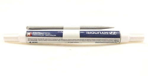 NEW OEM Touch Up Paint Pen Santiago Silver for Hyundai B1F05AU000Y6S Code Y6S - 第 1/5 張圖片