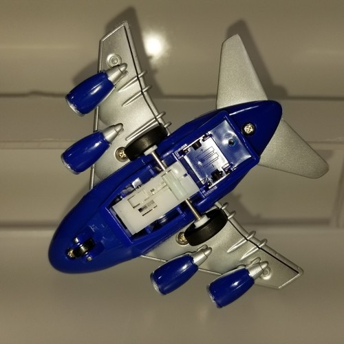 Daron Worldwide Trading: Boeing & American 747 Jets - Pullback, Lights, & Sounds - Picture 8 of 15
