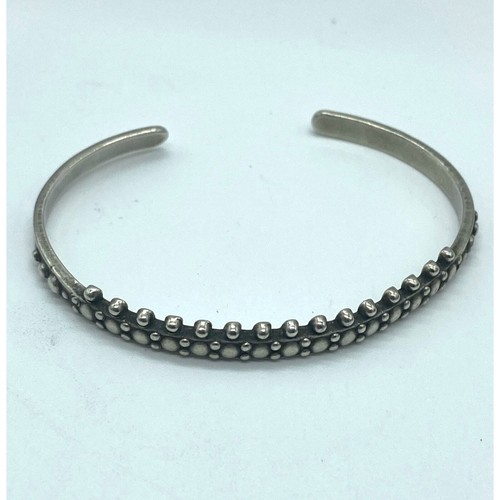 Vtg Zuni Silver Ball Hand Stamped Arrow design SW Sterling Cuff bracelet - Picture 3 of 6