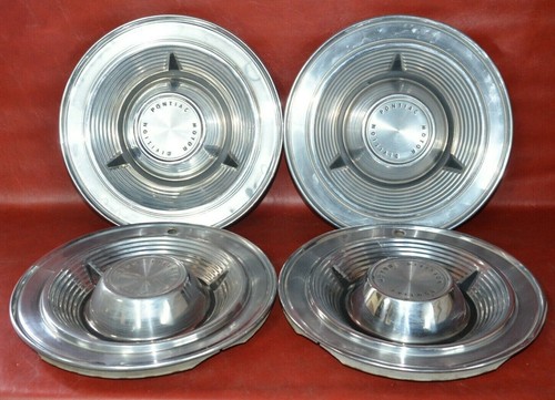1962 Pontiac Catalina Bonneville Hubcaps Parisienne Star Chief Ventura Set of 4 - Picture 1 of 11