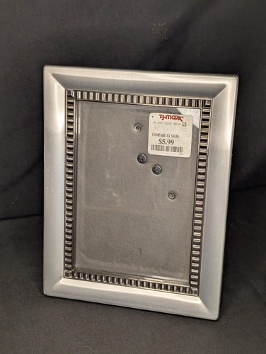 Lot of 17 Picture Frames – Mix of Ornate, Gold & Metallic, Some VTG, New - Picture 7 of 12