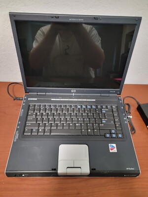 HP Pavilion dv4000 Laptop (15.4'', Intel Centrino, 2 GB RAM/No HDD, Pwr Adapter)