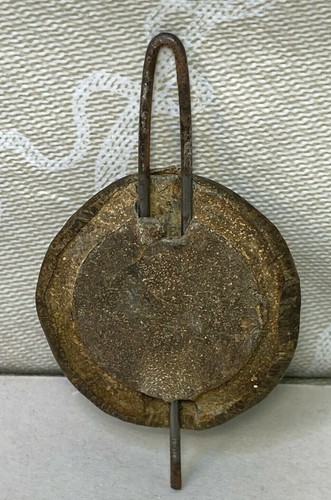 Antiguo péndulo ornamentado martillado a mano Bob para un reloj de cobre alrededor de hierro fundido - Imagen 7 de 9