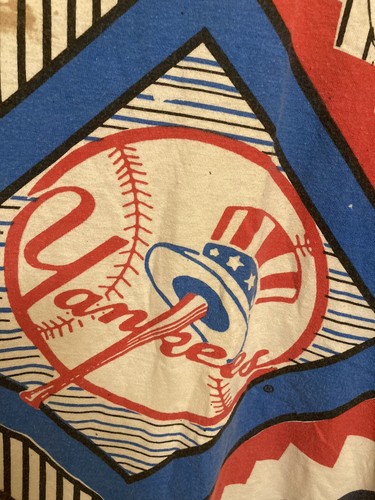 Vintage 90s MLB trench New York Yankees All Over Print Baseball Shirt Sz. XL - Picture 4 of 9
