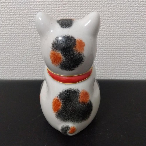 Statuina gatto beccente vintage Manekineko Kutani Yaki Ware gatto che prega - Foto 3 di 5