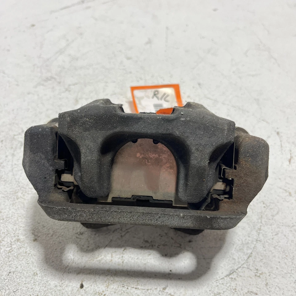 2018 HONDA PILOT EX-L REAR LEFT DRIVER SIDE BRAKE CALIPER OEM - Image 3 of 4