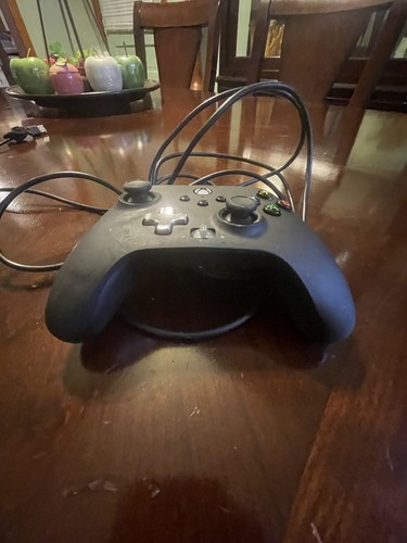 PowerA Enhanced Wired Controller for Xbox One Series X/S - Black - Picture 7 of 7