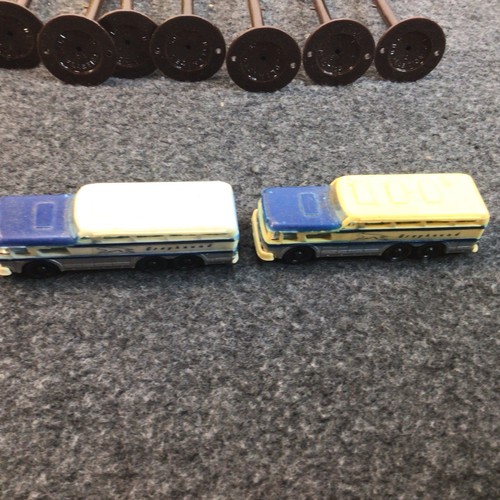 Atlas N Gauge Railroad Track 6 Sections 9-3/4" Radius And Accessories - Picture 8 of 11