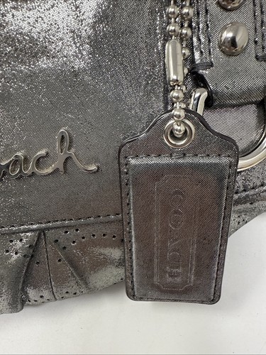 Coach Ashley perforiert metallic grau Leder Umhängetasche Handtasche F17130 Y2K - Bild 6 von 12