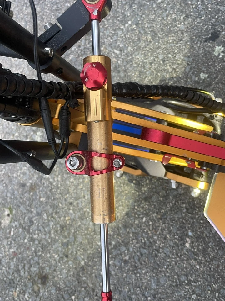 Scooter eléctrico YUME 6000W doble motor 11" 27AH batería escooter 50 MPH 56 millas Foto 4 de 4