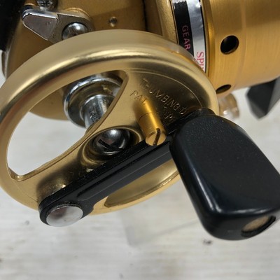 Daiwa Old Drill Spincast 40Dx Slightly Scratched And Stained