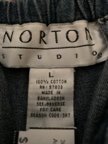 Norton Studio Jean Capris Size L With Embroidered Stars - Picture 5 of 5