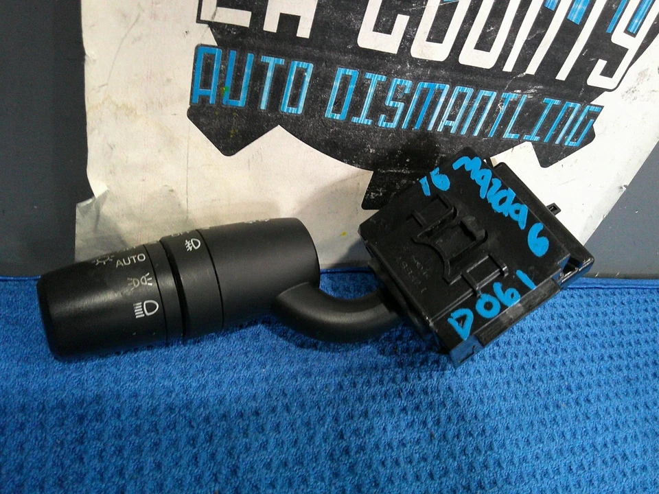 Interruptor de control de faros intermitentes Mazda 6 2014-2016 *A10 Foto 3 de 3