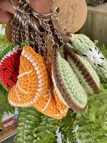 Handmade Crochet Orange Slice Keychain – Cute & Unique Gift Idea! - Keyring - Picture 8 of 8