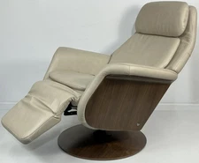 *NEW* Ekornes Stressless "Sam" Wood Powered Adjustable Leather Recliner Ottoman