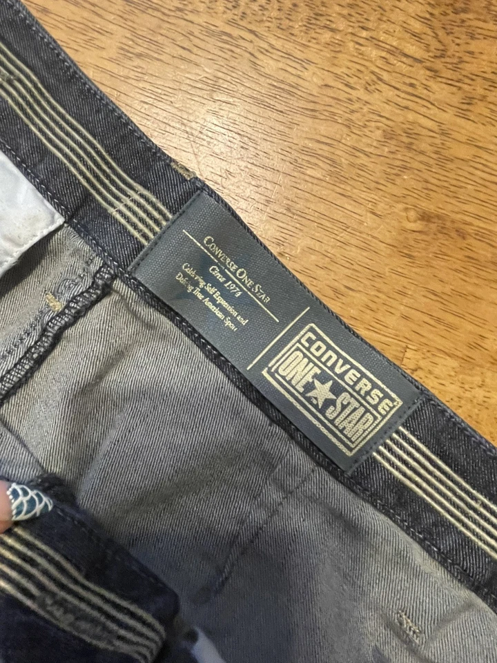 Falda vaquera para mujer de Converse One Star denim oscuro talla 8 Foto 2 de 4