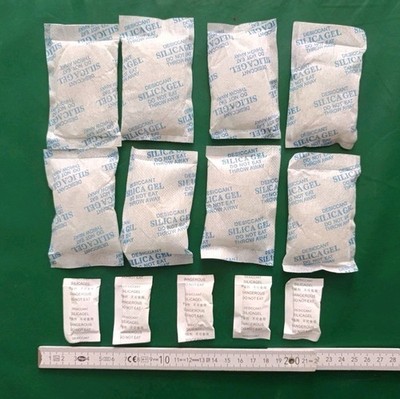 Desiccant Silica Gel - 13 Tüten  - Trockenmittel Feuchtigkeit Absorber unbenutzt