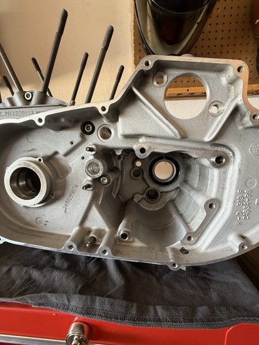 Harley Davidson Sportster 883 & 1200 Silver Crankcase Cases Engine Motor Block - Picture 8 of 10