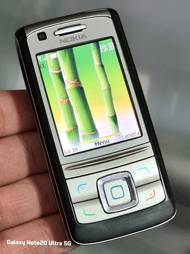 Nokia 6280 Slide (EE Network) 3G Mobile Phone Excellent Condition With Charger - Picture 2 of 10