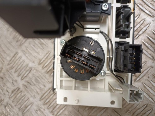 ROVER 45 MK1 2000-2004 HEATER CONTROL PANEL - Picture 8 of 13