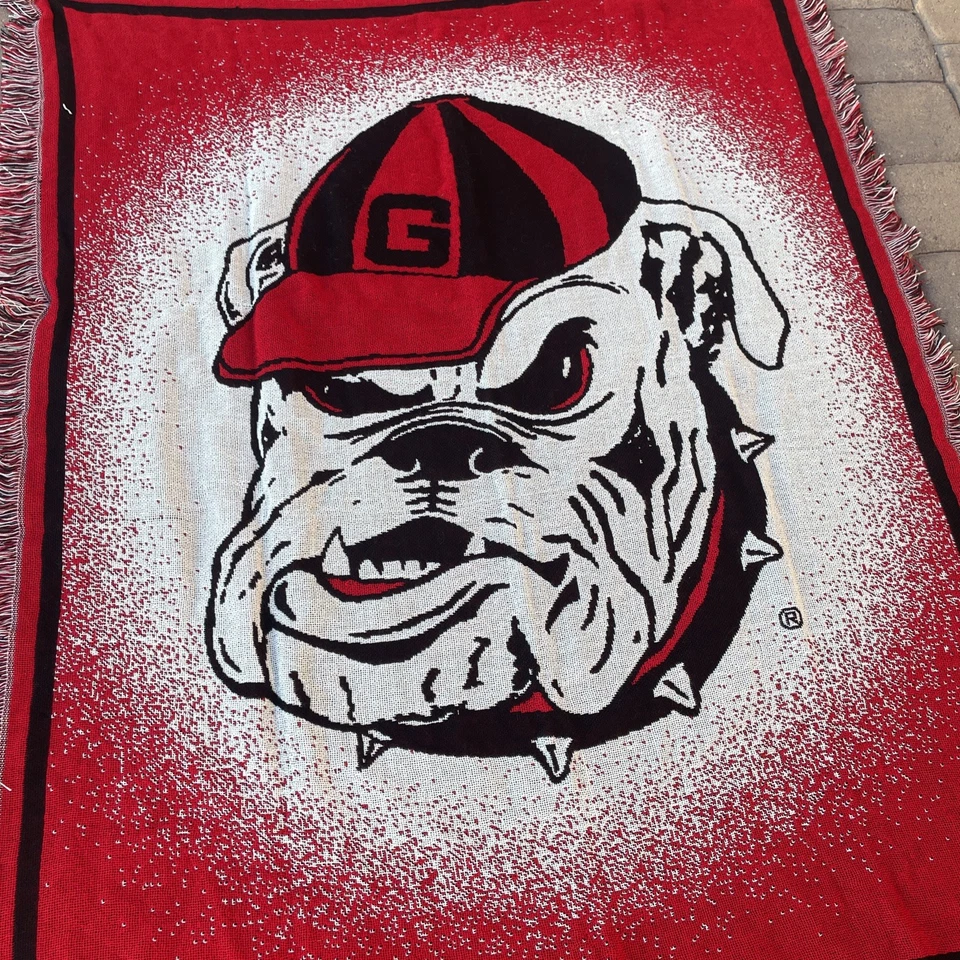 Vintage University Of Georgia Bulldogs  Collegiate Tapestry Throw Blanket 59x44 - Image 2 of 3