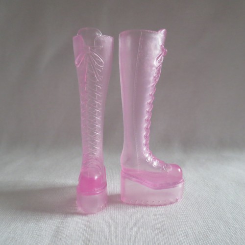 NEW Barbie Extra Fly Travel Desert Music Festival Hippie Doll Clear Pink Boots - Picture 4 of 5