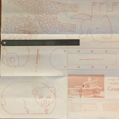 VTG Pattern & Instructions Wooden Circus Train Giraffe Elephant Lion Bear Monkey - Picture 6 of 7