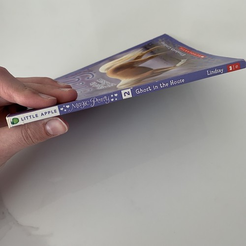 Ghost in the House (Magic Pony #2) by Elizabeth Lindsay [paperback] - Picture 7 of 10