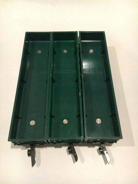 7 AMERICAN FLYER 631 GONDOLAS 4 Painted/3 Plastic - Weighted Trucks - All Steps - Image 3 of 4