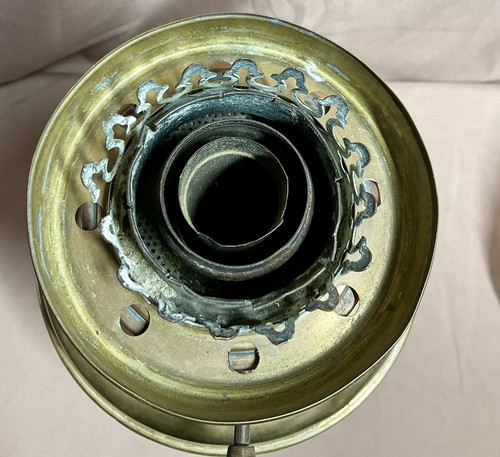 Victorian Ceramic & Brass Oil Lamp - Sun Make, Midland Lighting Co - Picture 14 of 18