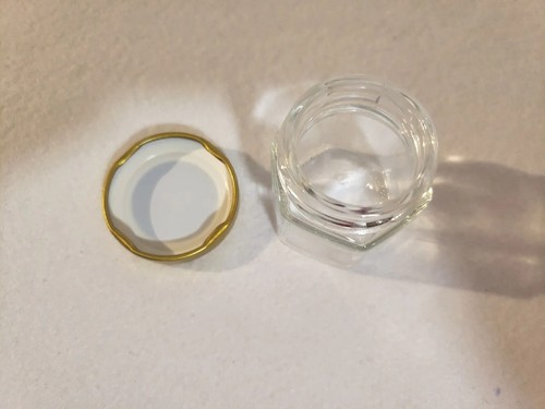 1.5oz Mini Hexagon Glass Jars 24pk for Honey, Spices, Gender Reveal Party Favors - Picture 7 of 8