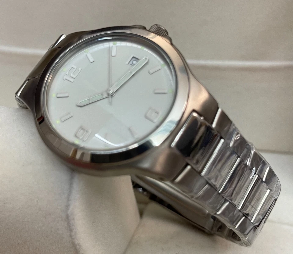 Herrenuhr Titan sportlich  Cavadini  37 mm Arabisches Zifferblatt mit Datum - Bild 3 von 3