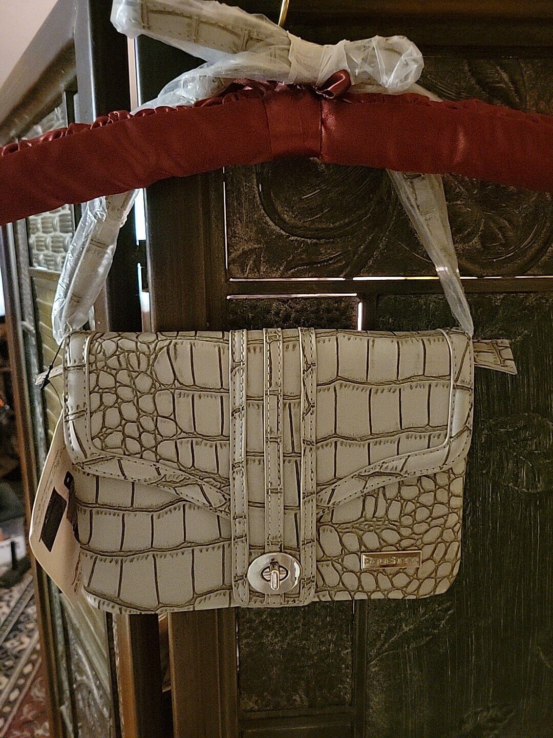Picture 1 of 15