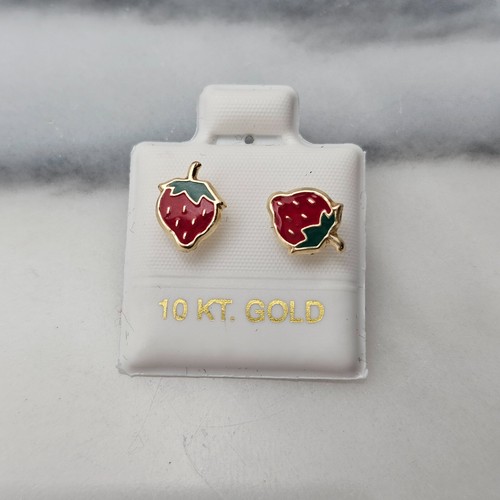 Lot of 35 10k Yellow Gold Earrings With Many Different Styles and Designs. - Picture 159 of 168