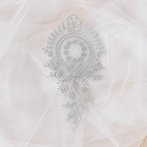 DIY Embroidered Floral Applique Lace Patch Retro Trim Sewing Craft Wedding Dress - Picture 24 of 24