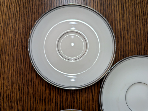 Lot of 5 Mikasa Briarcliffe Saucers Plates White Bone China Silver - Picture 3 of 7