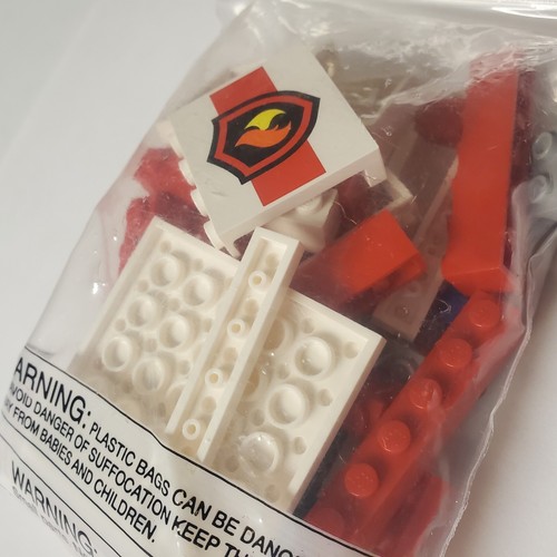 Lego 2013 Pottery Barn Store Exclusive Make & Take Build And Fire Truck PBKFIRE1 - Picture 6 of 24