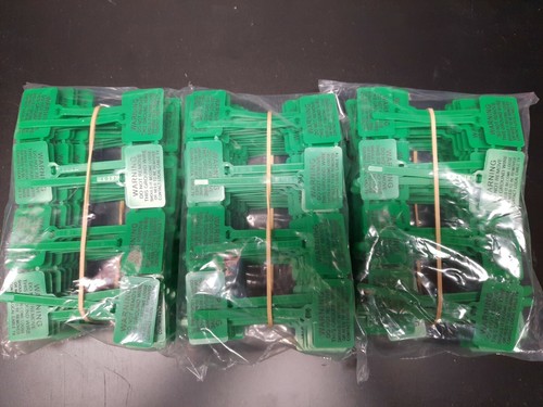 WARNING TAGS CATV DO NOT REMOVE GROUND WIRE LOT OF 300 NEW TAGS - Picture 1 of 4