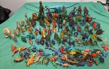 Large Dinosaur Collectible Lot Of 147 Plastic And Rubber Various Sizes