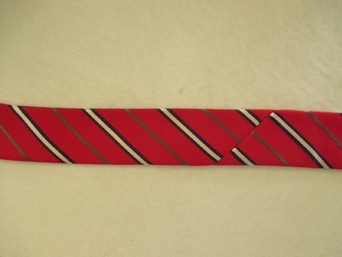 Unbranded Striped Tie 100% Silk 3 3/4" x 58 1/2" Made in Italy - Picture 5 of 9