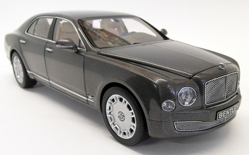 Minichamps 1/18 Scale Diecast NVBL843 - Bentley Mulsanne 2010 Metallic Grey - Picture 4 of 6
