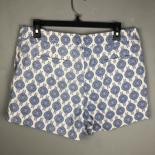 Dalia Women Sz 10 White Blue Geometric Print Shorts - Picture 5 of 9