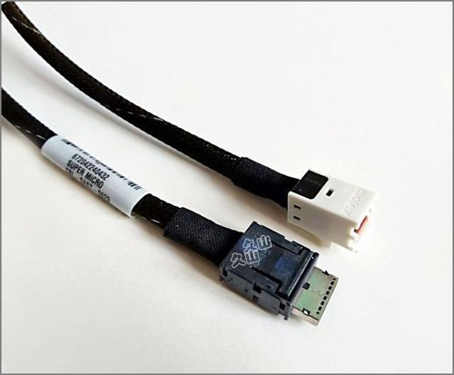 Supermicro CBL-SAST-0929 57cm OCuLink to MiniSAS HD Cable - Picture 3 of 4