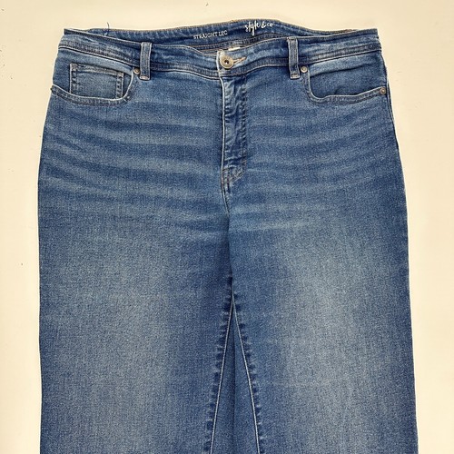Style & Co Straight Leg Women's size 14P Dark Wash Blue Denim Jeans - Picture 2 of 5
