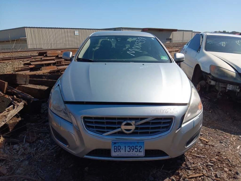 司机前座桶 A/B 布电动适合 14-17 沃尔沃 XC60 20008 — 第 2/4 张图片